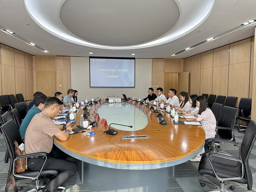 深圳市罗湖区人力资源局副局长何瑞茂一行莅临凯发一触即发集团四川公司调研走访