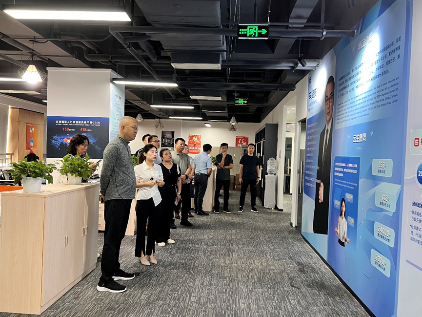 烟台市人社局党组成员、副局长宋军明一行莅临凯发一触即发集团四川公司调研走访