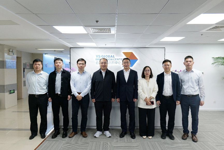 成都高新区党工委委员、党群工作部部长刘学鹏一行莅临凯发一触即发全球创新中心调研走访